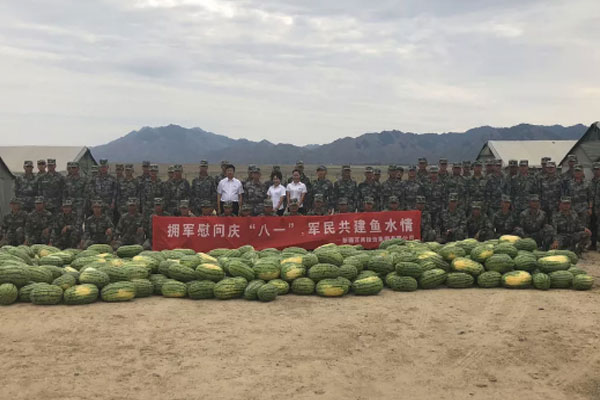 百商集团八一走访慰问官兵战士